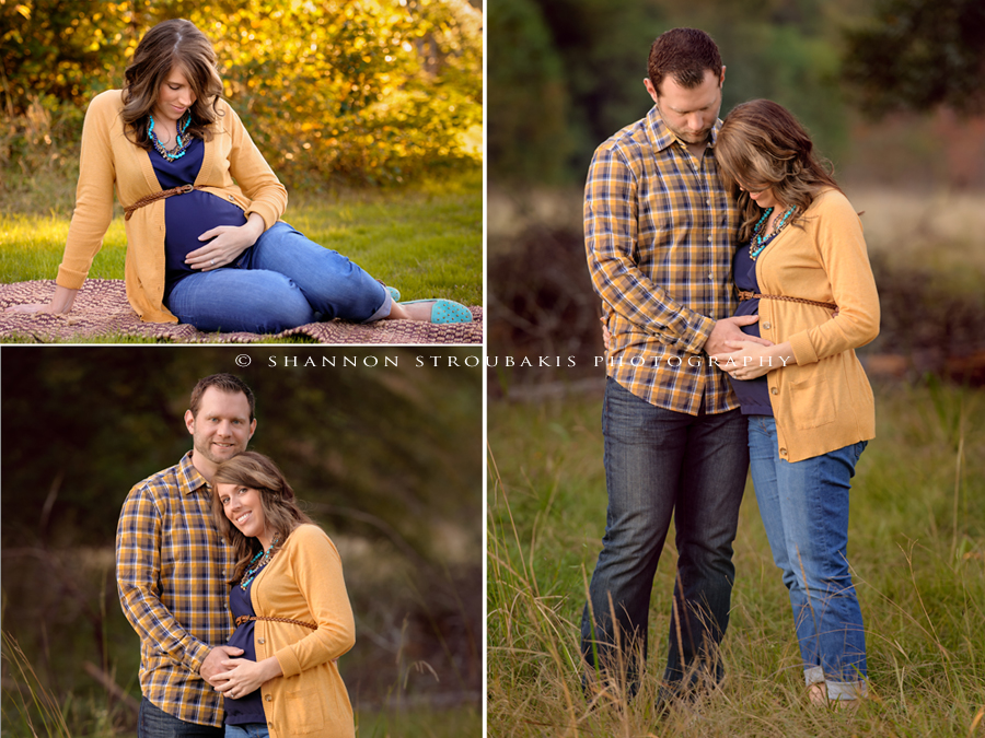 natural maternity photography portraits outdoors in spring and conroe tx