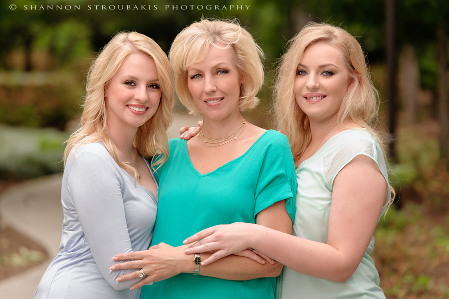mother-daughter-portraits-the-woodlands