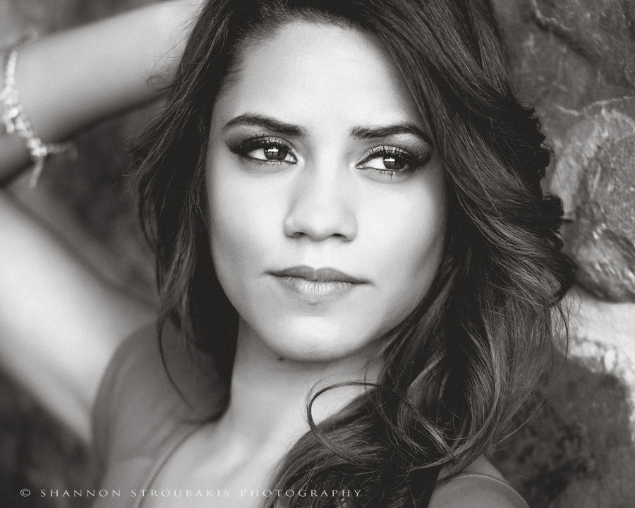 black-and-white-senior-photos