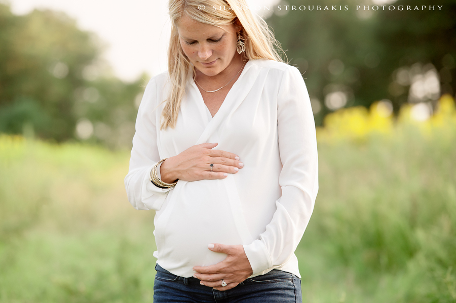 the-woodlands-maternity-photographer