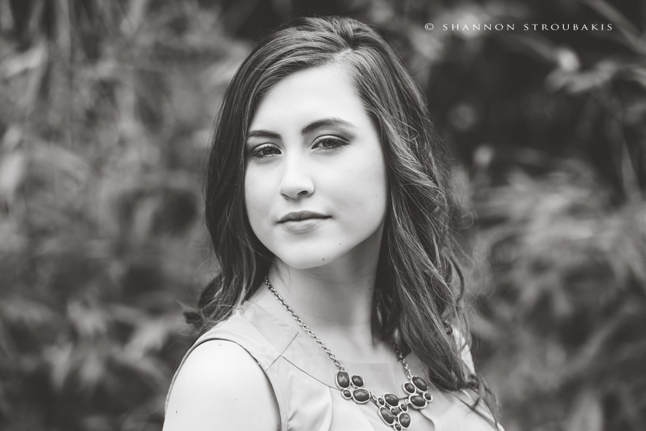 black-and-white-senior-photographer-spring-tx