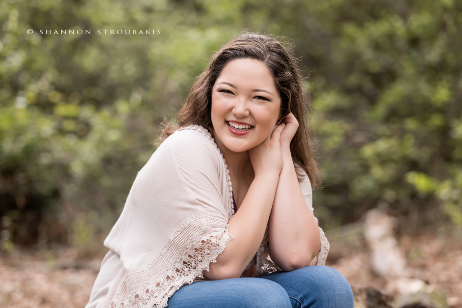 classic-style-senior-pictures