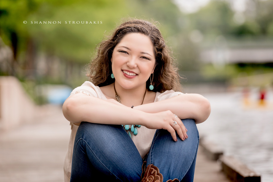 natural-senior-photographer-the-woodlands-texas