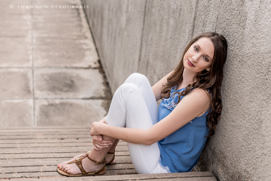 pretty-senior-poses-the-woodlands