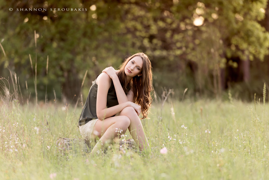 senior-photographer-in-spring