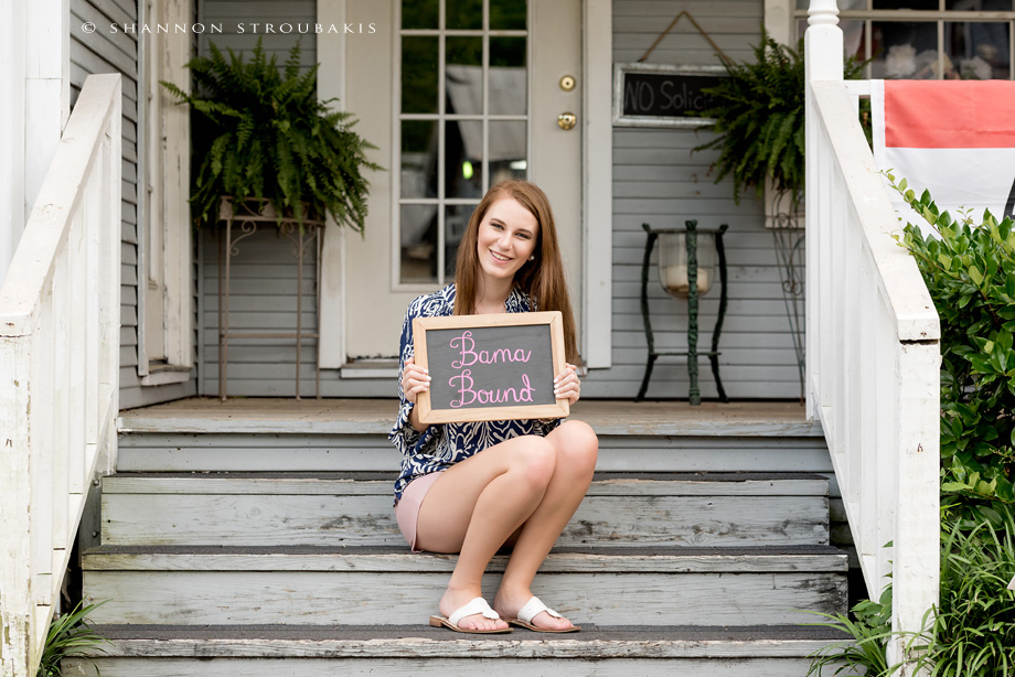 rustic-senior-pictures-the-woodlands
