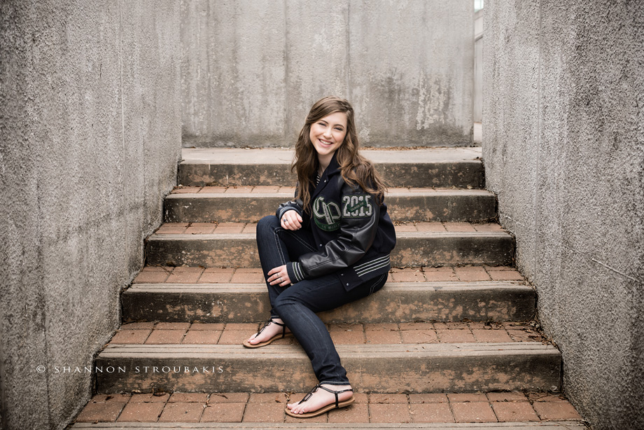 senior-pictures-letterman-jacket