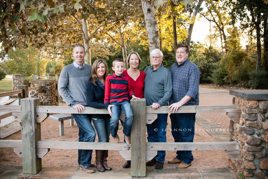 family portraits in creekside park the woodlands