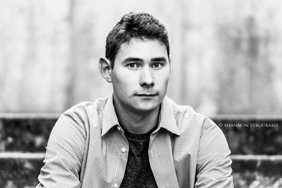 black-and-white-senior-pictures