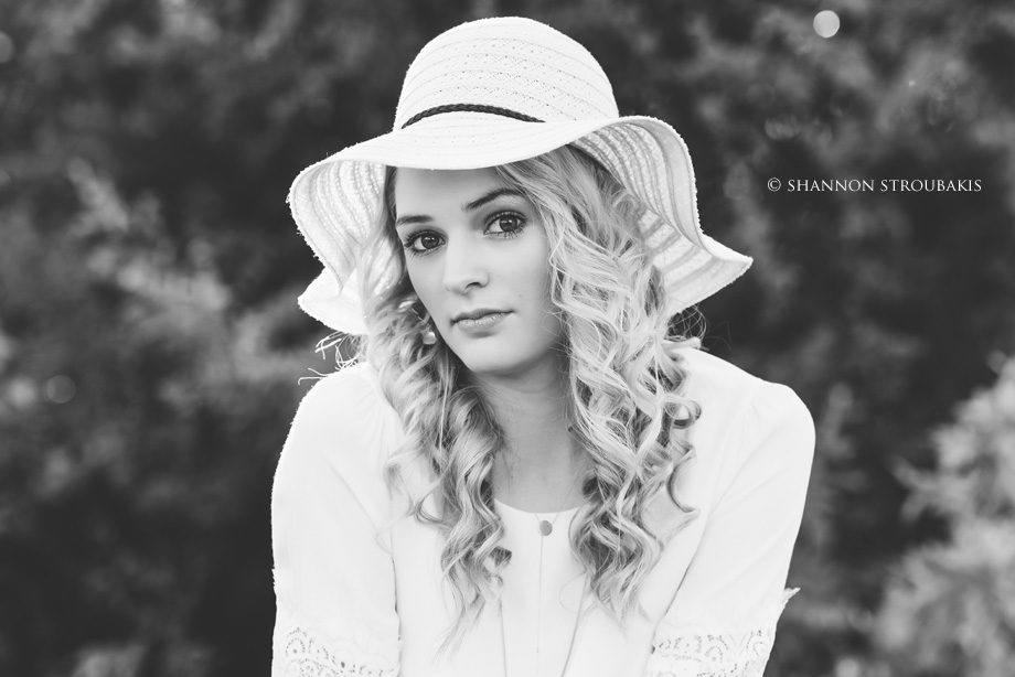 black-and-white-senior-portraits