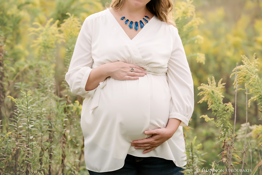 photographer-for-maternity-photos