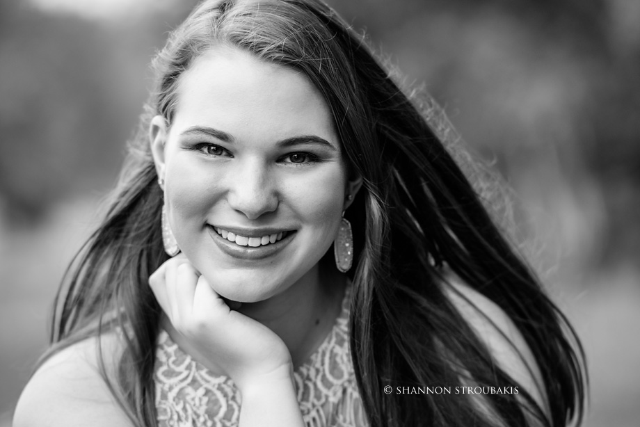 senior-black-and-white-portraits