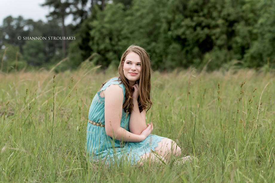 senior-portraits-in-the-woodlands