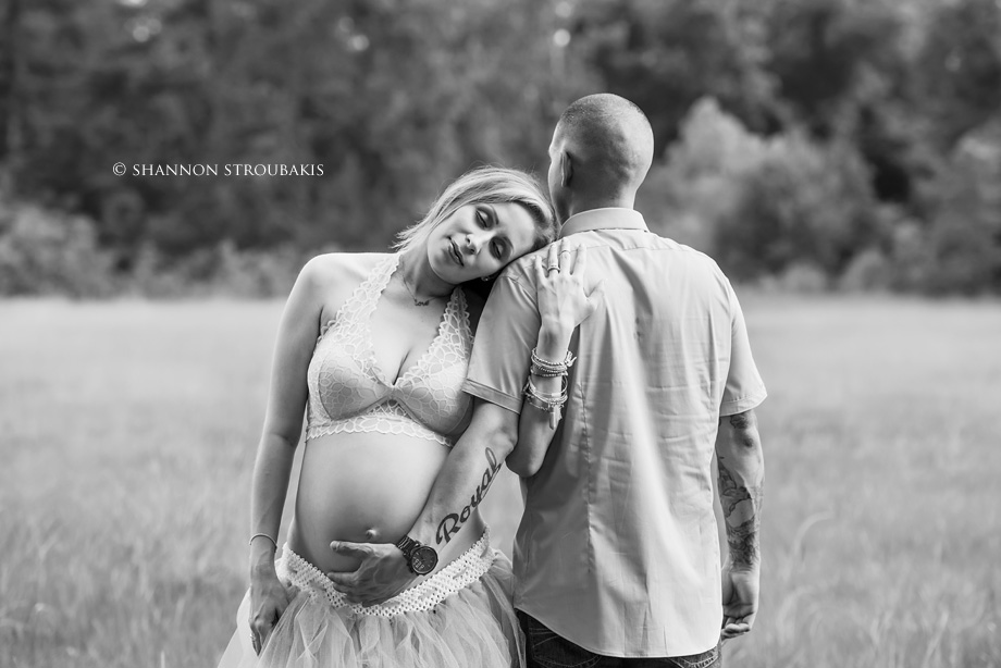 maternity-portraits-the-woodlands