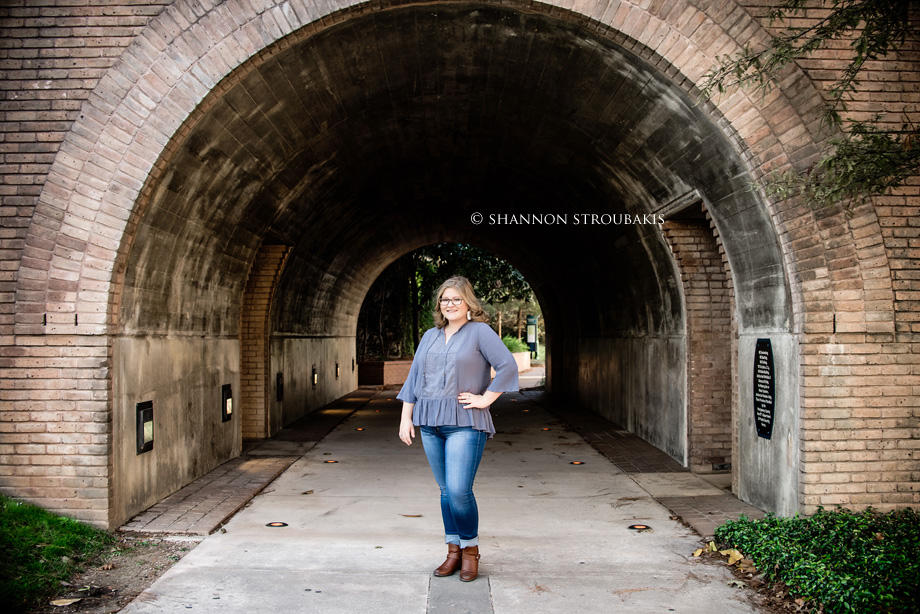 senior photographer in the woodlands