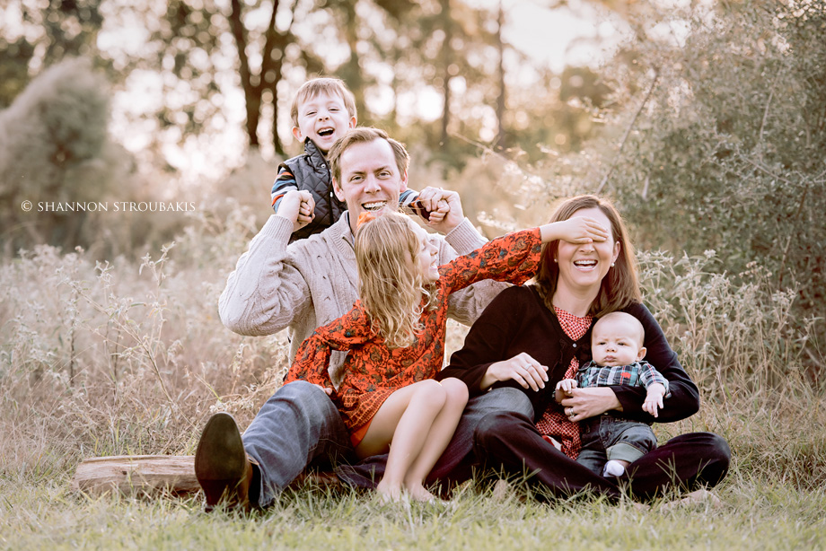 fun family portrait photographer the woodlands