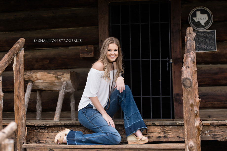 outdoor senior photography the woodlands