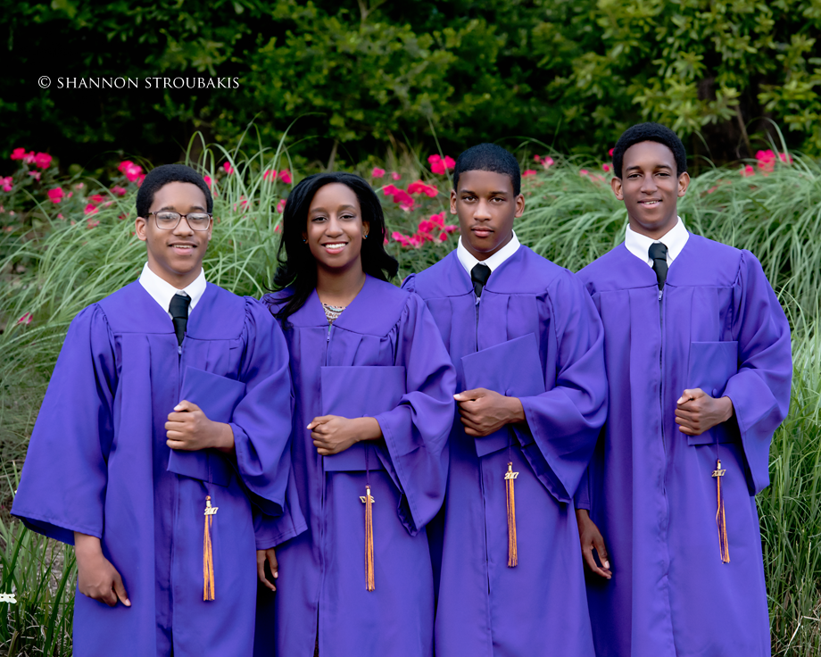 cap and gown portraits in the woodlands for graduation senior pictures
